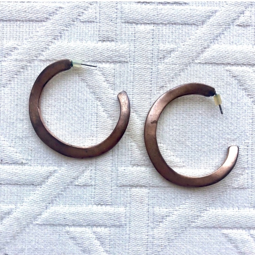 Rose gold toned pierced earrings